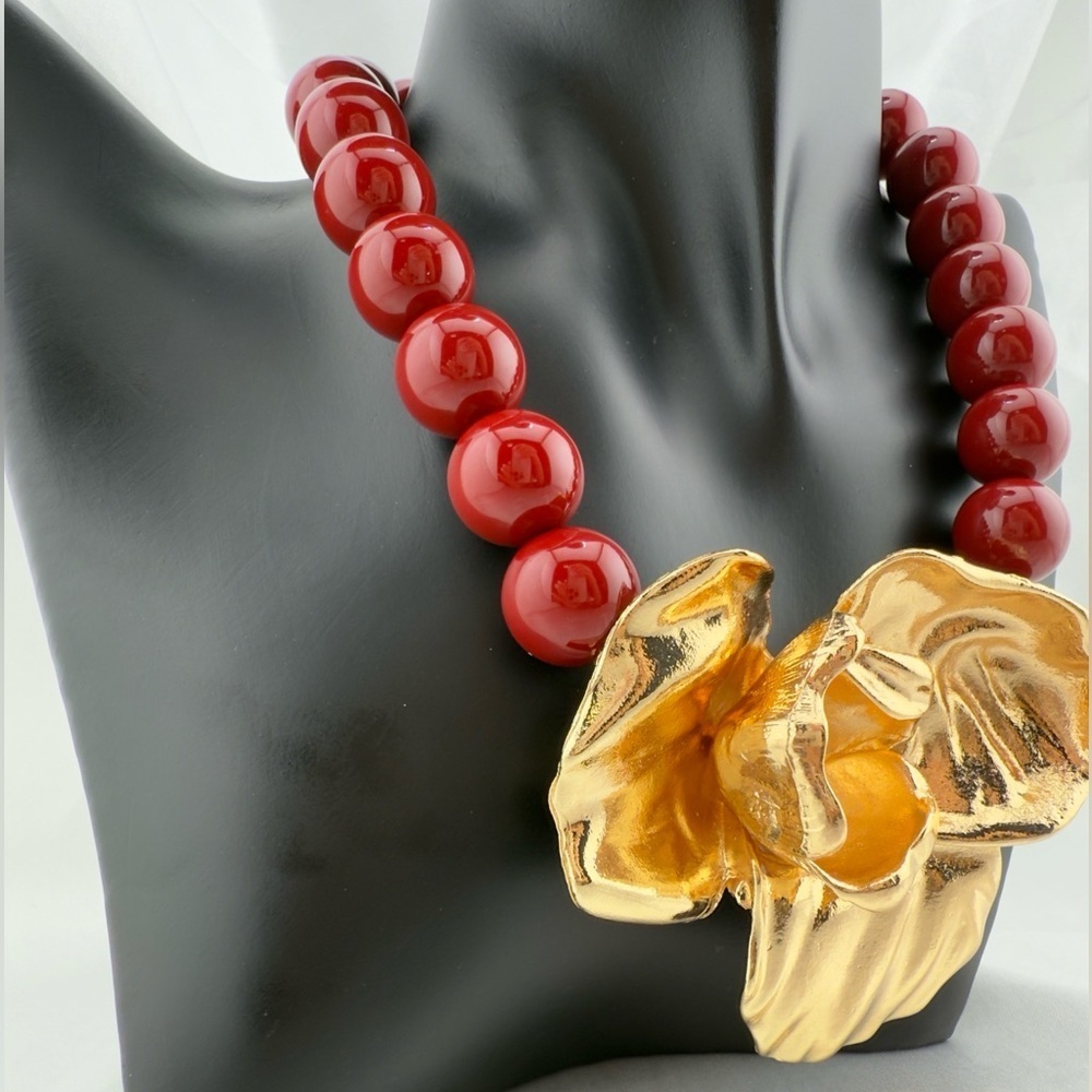 Zara Orchid Flower Floral Gold and Red Beaded Necklace adjustable unique - Picture 3 of 8